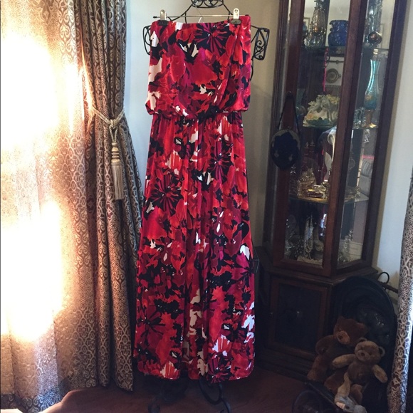 Not for sell yet, Adressing woman jumpsuit - Picture 1 of 5